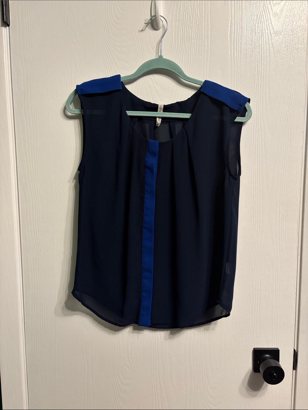 Paper crane Womens Navy Sleeveless Blouse with Royal Blue Trim size small